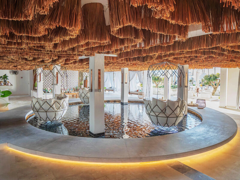 Grecotel Lux Me White Palace