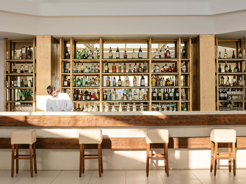 Grecotel Lux Me White Palace