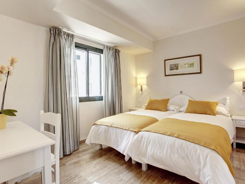 Grupotel Mar De Menorca