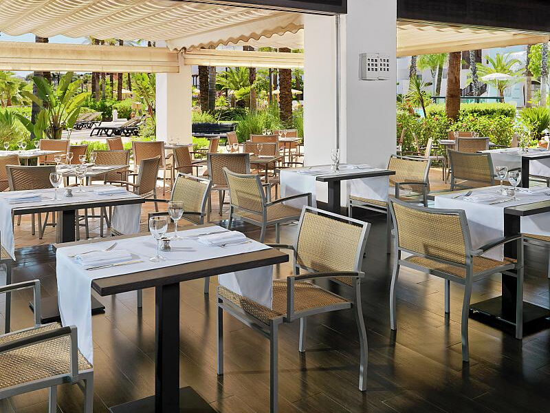 H10 Estepona Palace