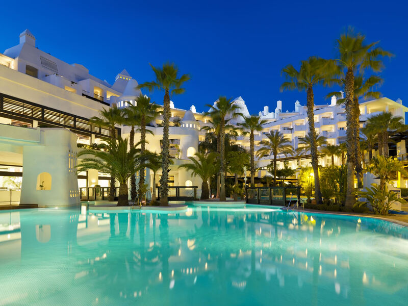 H10 Estepona Palace