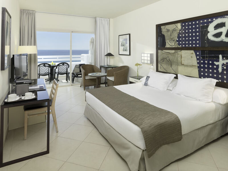 H10 Estepona Palace