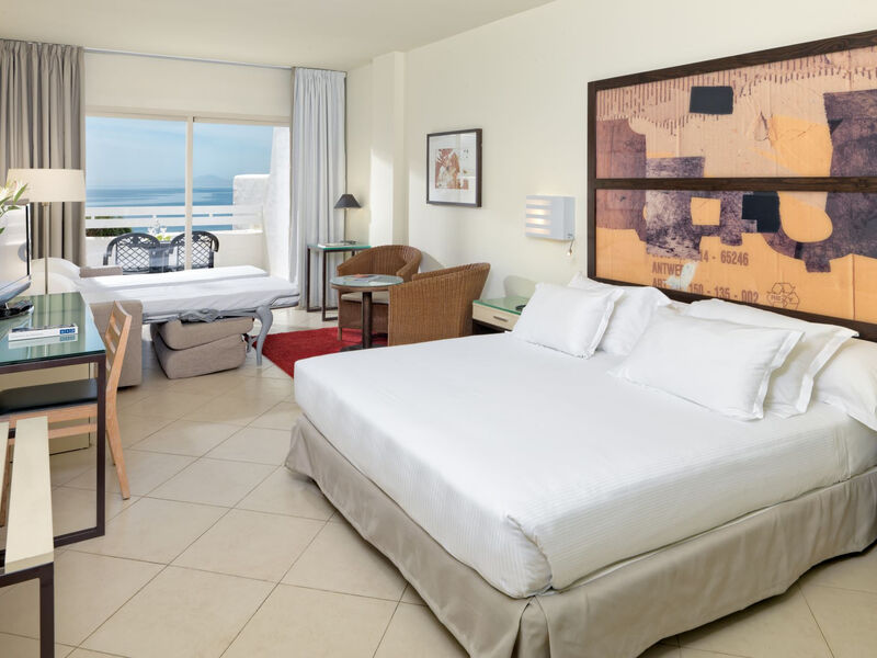 H10 Estepona Palace