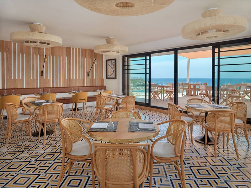 H10 Porto Poniente