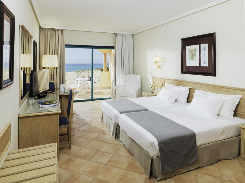 H10 Playa Esmeralda