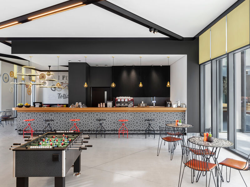 Hampton by Hilton Dubai Al Seef