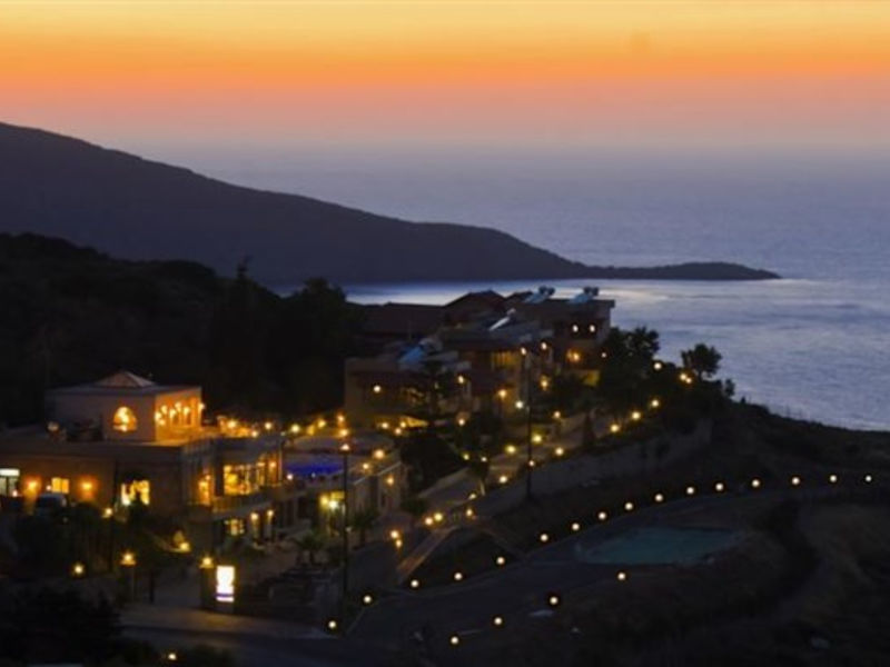 Happy Cretan Suites