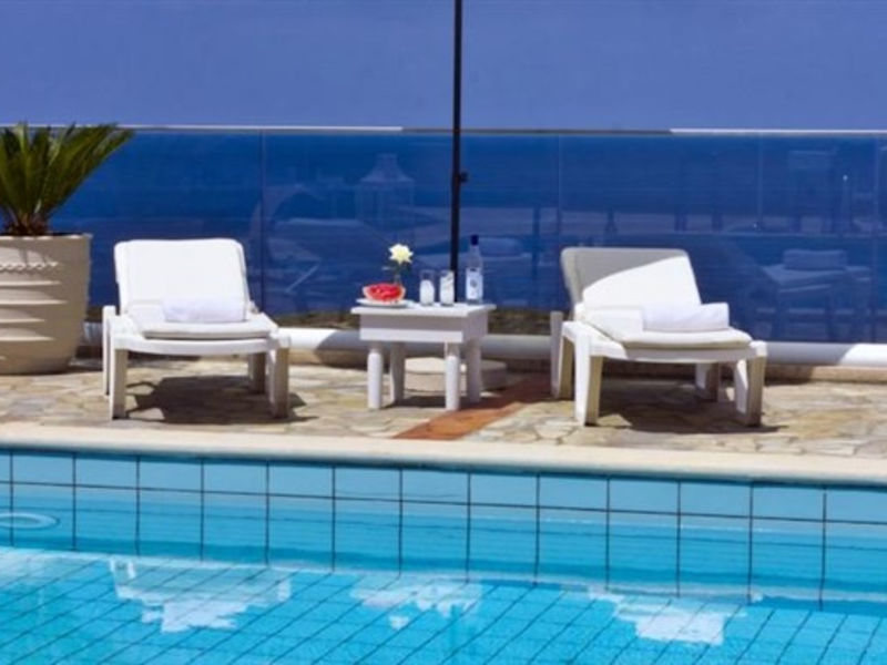Happy Cretan Suites