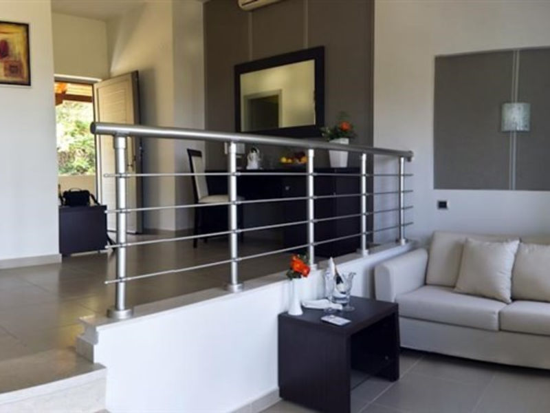 Happy Cretan Suites