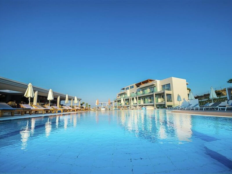 Harmony Crest Resort
