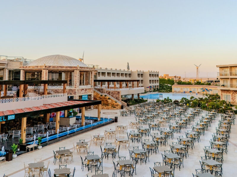 Hawaii Paradise Aqua Park Resort