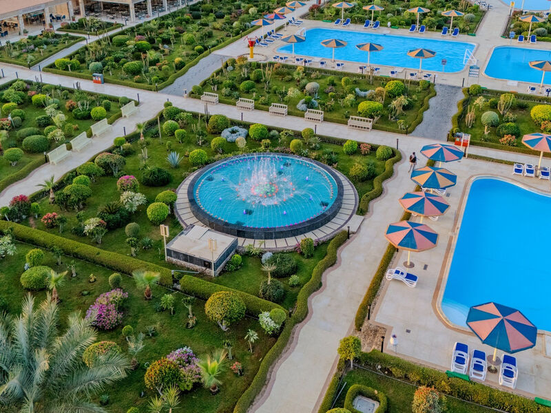 Hawaii Paradise Aqua Park Resort