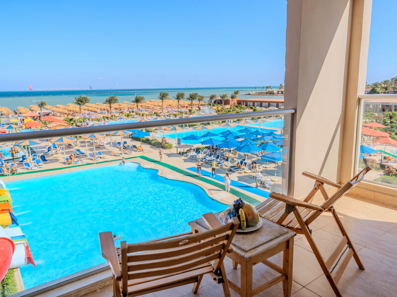 Hawaii Paradise Aqua Park Resort