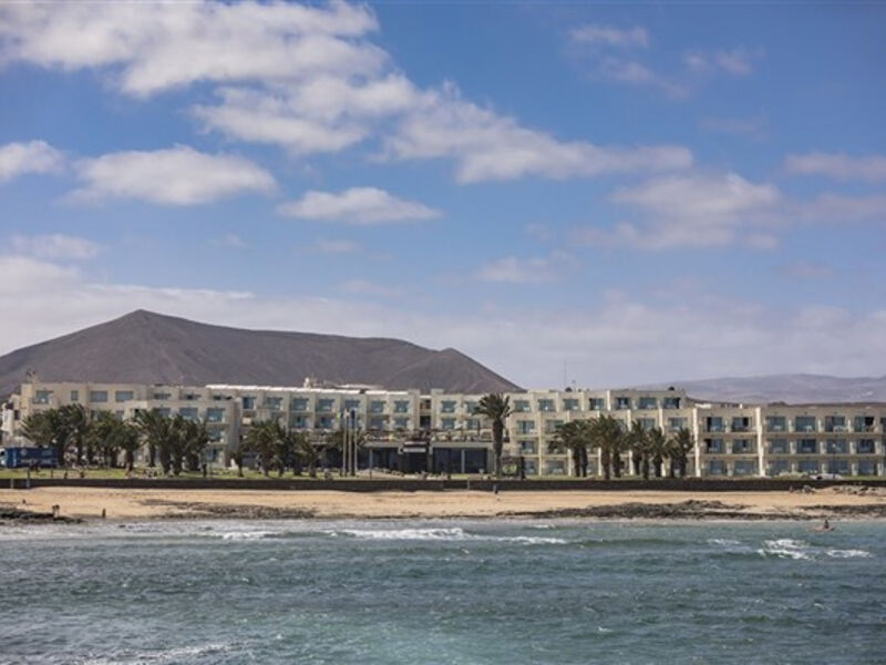 Hd Beach Resort