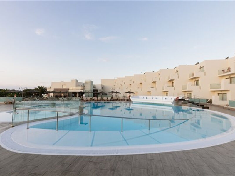Hd Beach Resort