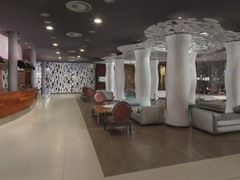 Hd Beach Resort