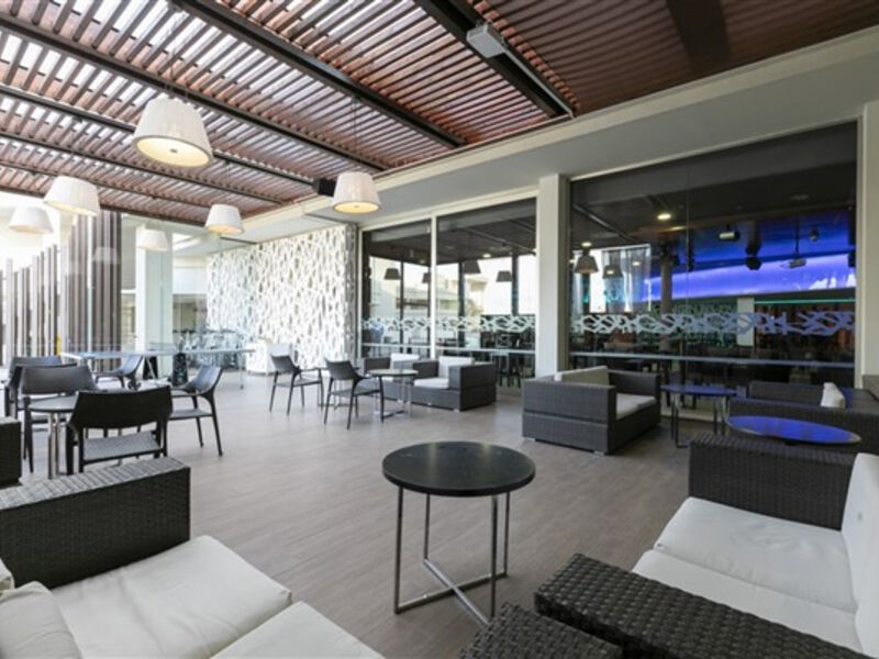 Hd Beach Resort