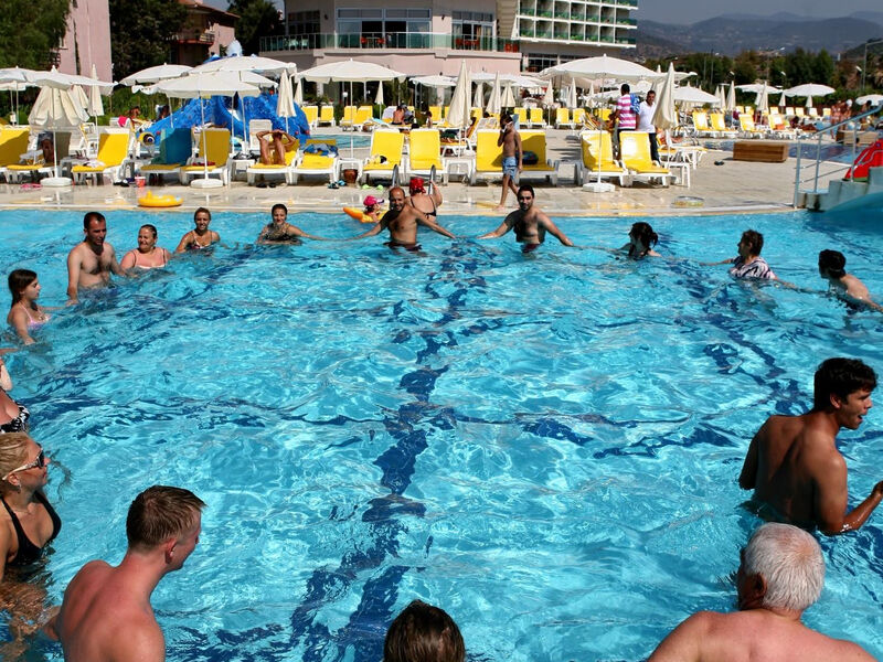 Hedef Beach Resort