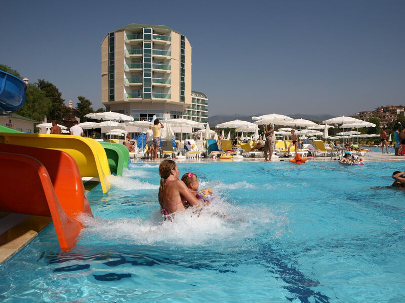 Hedef Beach Resort