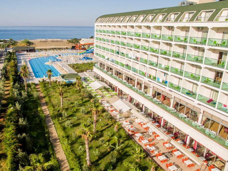 Hedef Beach Resort