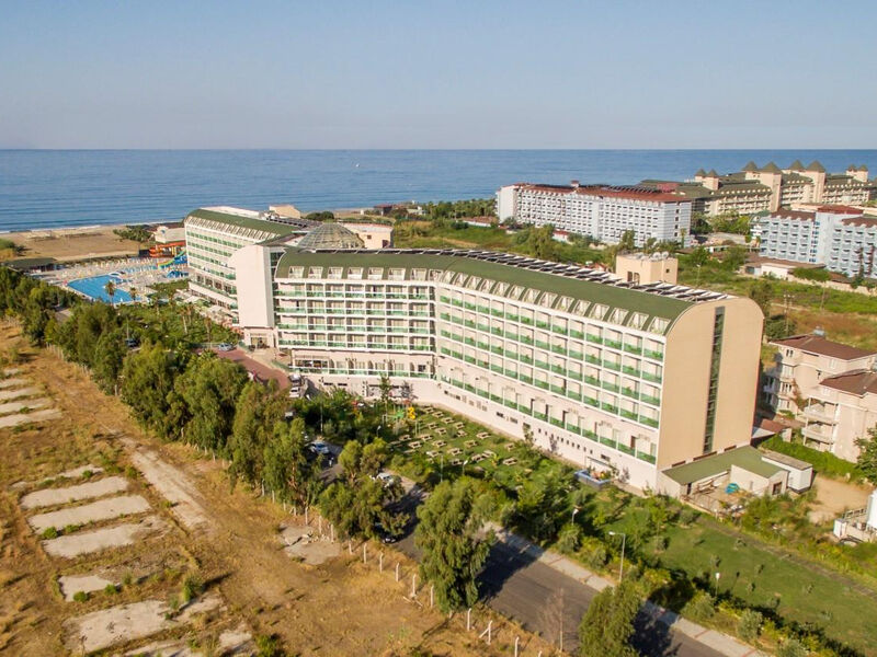 Hedef Beach Resort