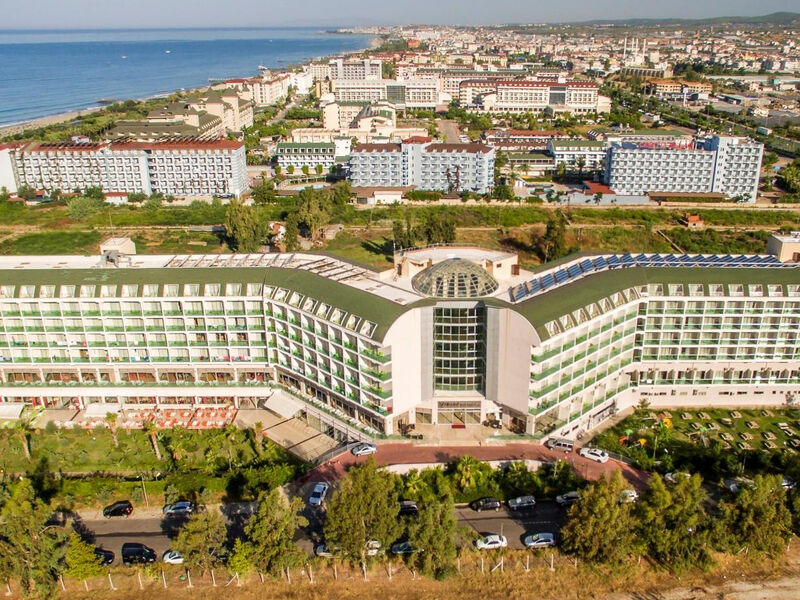 Hedef Beach Resort