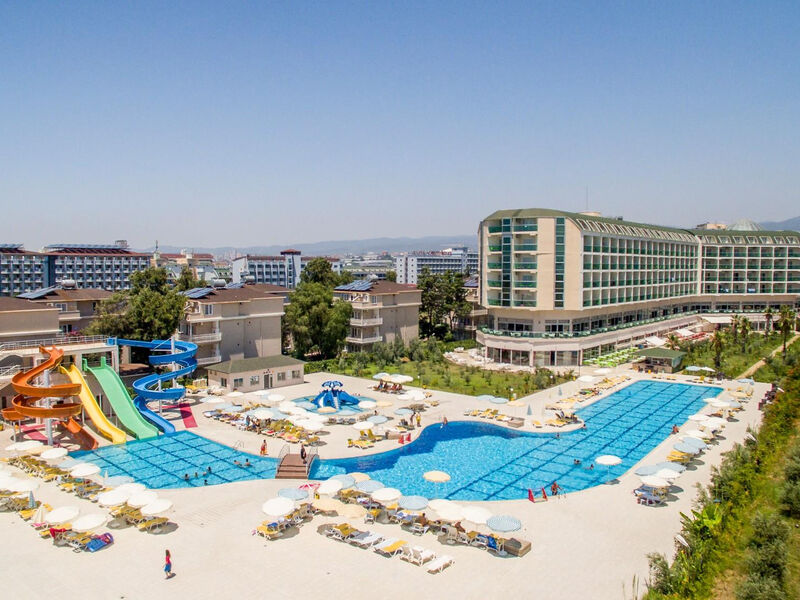 Hedef Beach Resort