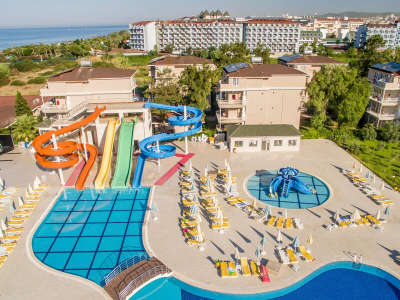 Hedef Beach Resort