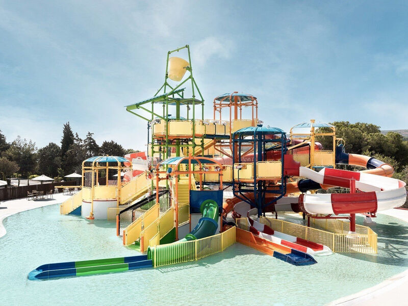 Helea Family Beach Resort