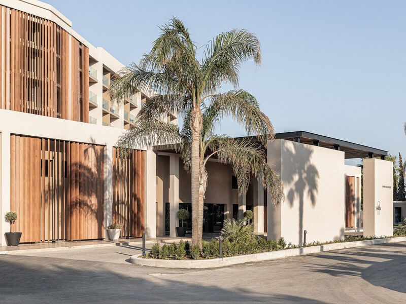 Helea Family Beach Resort