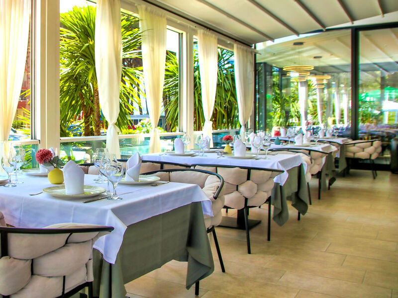 Henry Resort & SPA