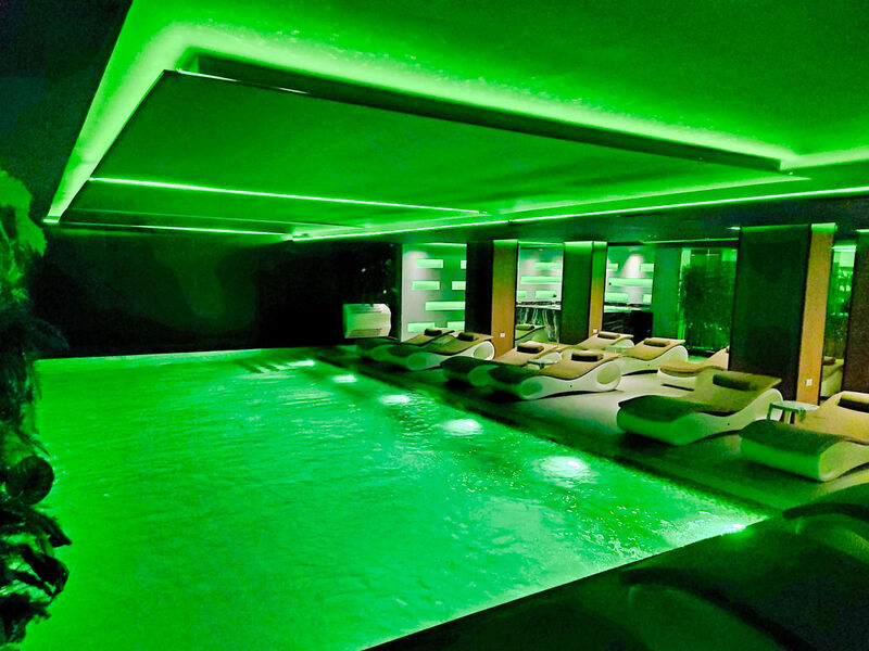 Henry Resort & SPA