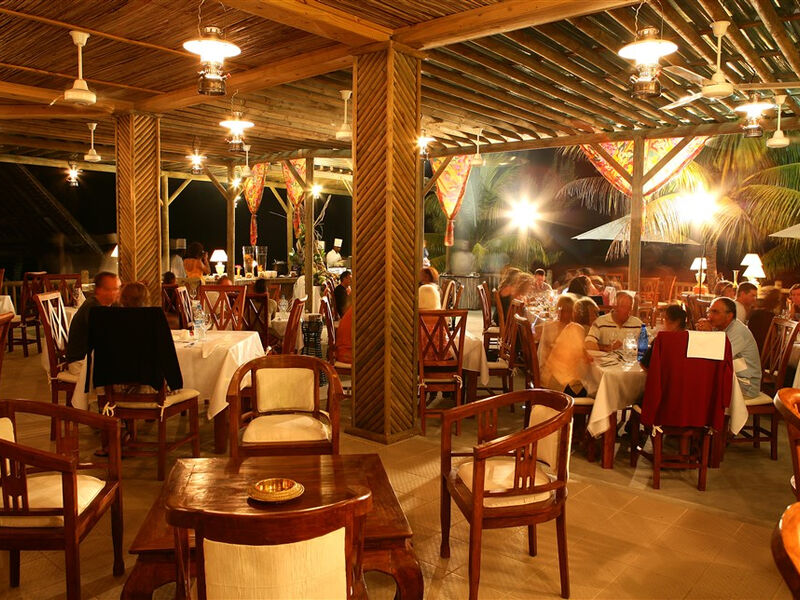 Hibiscus Beach Resort & Spa