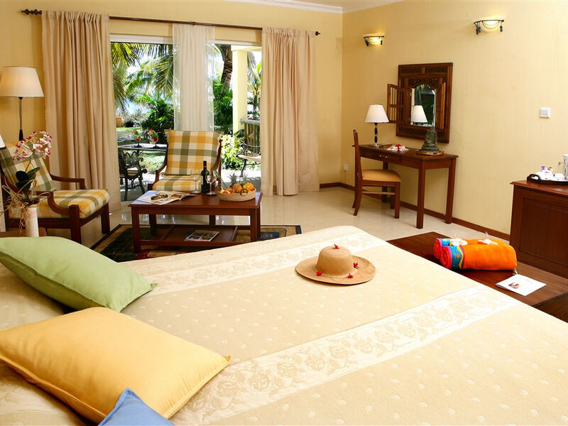 Hibiscus Beach Resort & Spa