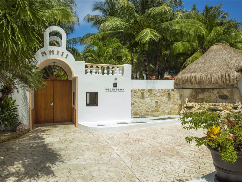 Hidden Beach Au Naturel Resort By Karisma