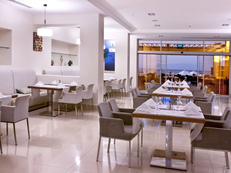 Hilton Bodrum Turkbuku Resort & Spa