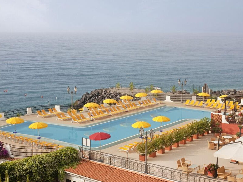 Hilton Giardini Naxos