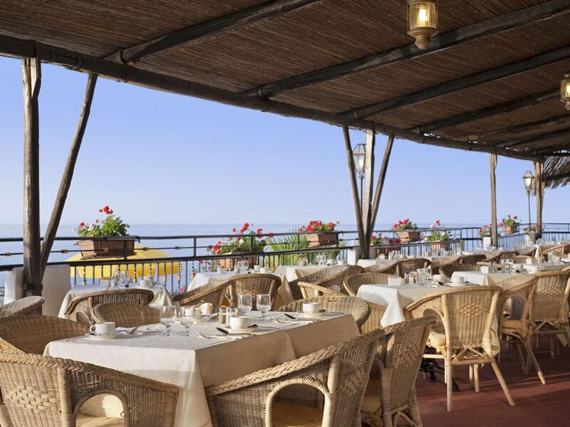 Hilton Giardini Naxos