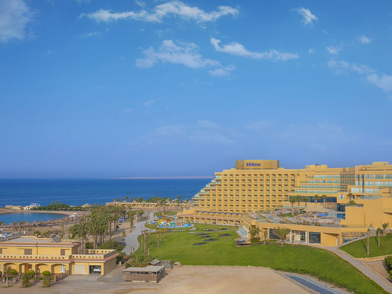 Hilton Plaza