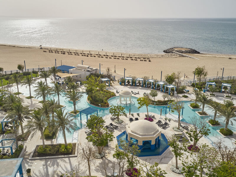 Hilton Salwa Beach Resort & Villas