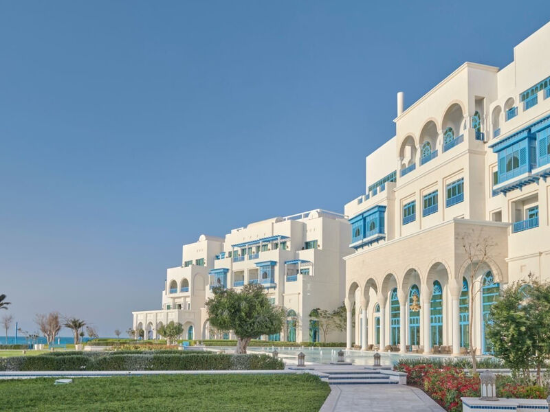 Hilton Salwa Beach Resort & Villas
