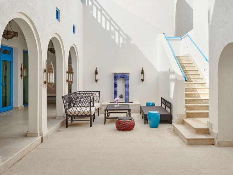 Hilton Salwa Beach Resort & Villas