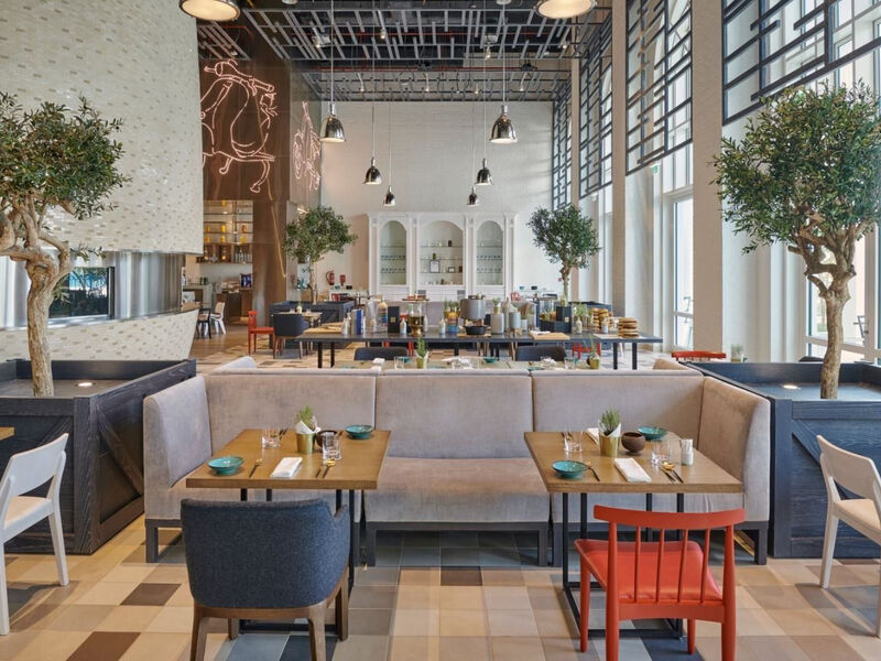 Hilton Salwa Beach Resort & Villas