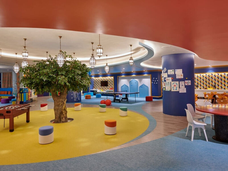 Hilton Salwa Beach Resort & Villas