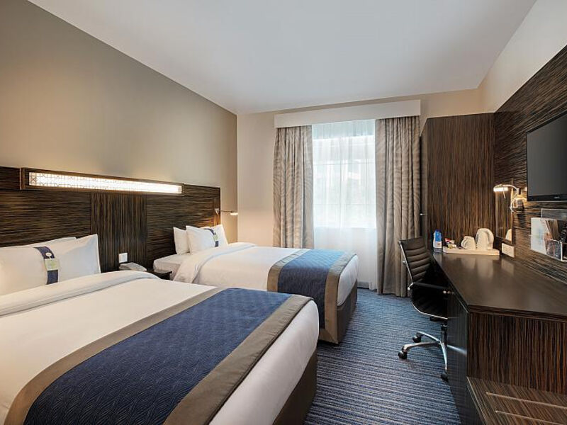 Holiday Inn Express Dubai - Safa Park