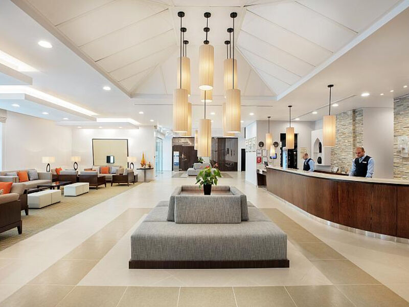 Holiday Inn Express Dubai - Safa Park