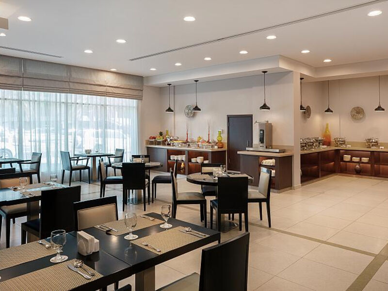 Holiday Inn Express Dubai - Safa Park