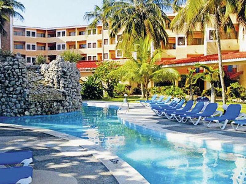 Holiday Inn Resort