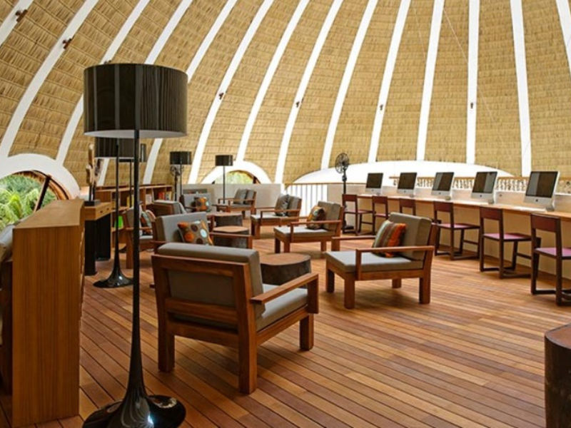 Holiday Inn Kandooma