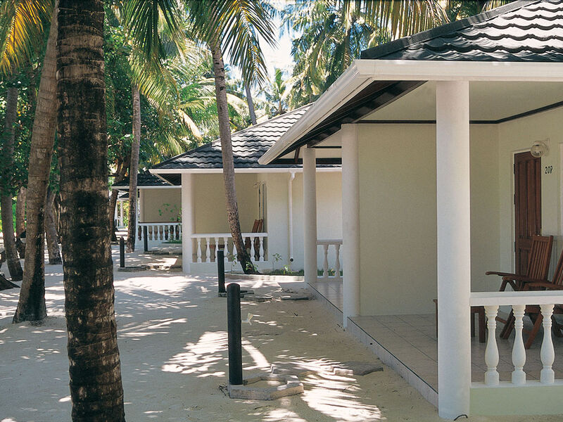 Holiday Island Resort & Spa